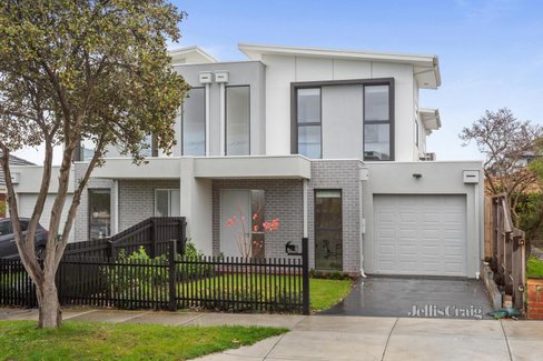 9B Fromer Street Bentleigh 3204