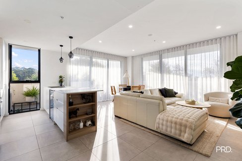 A101/90 Glenmore Ridge Drive, GLENMORE PARK NSW 2745