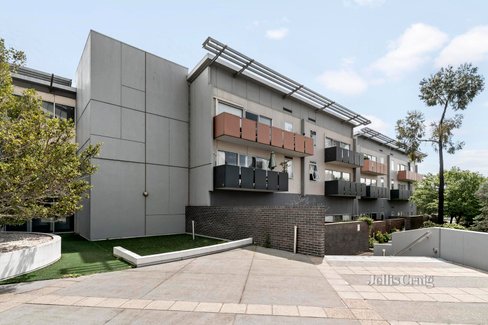 A102 80 Speakmen Street Kensington 3031