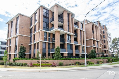 A402/10 Ransley Street, Penrith
