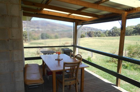 Adamilla Flat 106 Yellowin Road, BATLOW NSW 2730