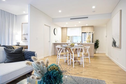 B302/1 Retreat Drive, PENRITH NSW 2750