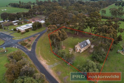 Corner McCoy and Playfair Street, EDDINGTON VIC 3472