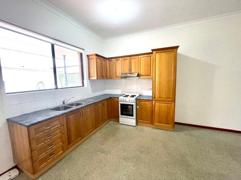 Flat 2/333 Princes Highway, CARLTON NSW 2218