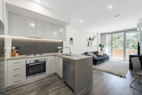 G02/264 Waterdale Road Ivanhoe 3079