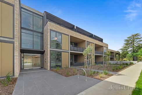 G08C/1 Wilfred Road Ivanhoe East 3079