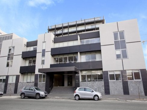 G102 93 Dow Street Port Melbourne 3207