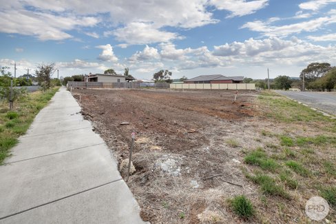 Lot 1 12 Williams Street, CRESWICK VIC 3363