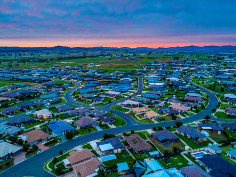 Lot 1308 Currawong Drive, TAMWORTH NSW 2340