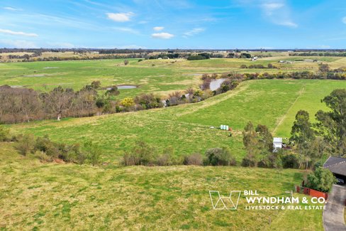 2L199 Wallace Street, Bairnsdale