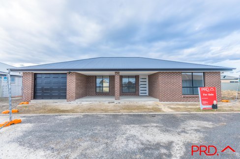 Lot 35/1 Gungurru Close, TAMWORTH NSW 2340