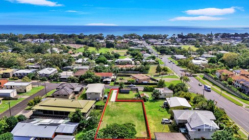 Lot 4 Jacaranda Drive, TORQUAY QLD 4655