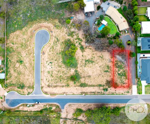 Lot 42 Kingsford Smith Road, BOOROOMA NSW 2650