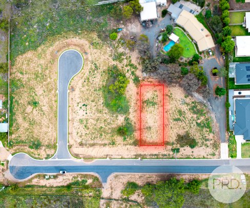 Lot 44 Kingsford Smith Road, BOOROOMA NSW 2650