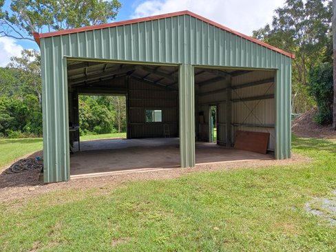 Shed/10 Namanula Drive, FLAMETREE QLD 4802