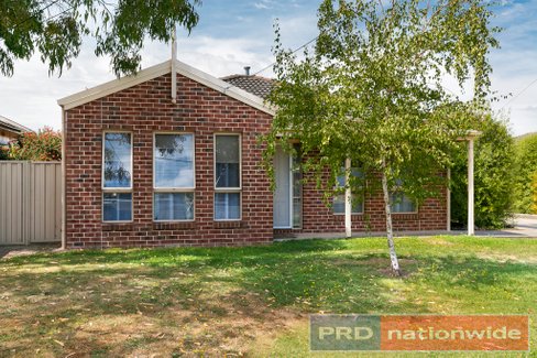 Unit 1/15 Spencer Street, SEBASTOPOL VIC 3356