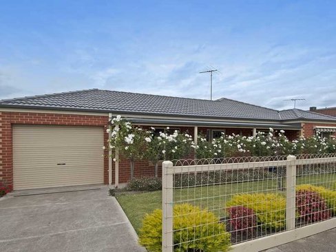 Unit 1,17 Griffen Street Hamlyn Heights 3215