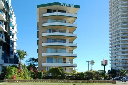 Unit 14 82 The Esplanade, BURLEIGH HEADS QLD 4220
