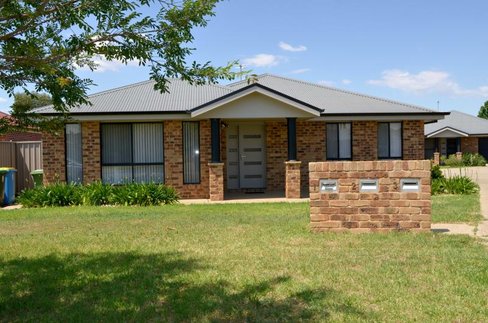 Unit 1/6 Yoogali Street, GLENFIELD PARK NSW 2650
