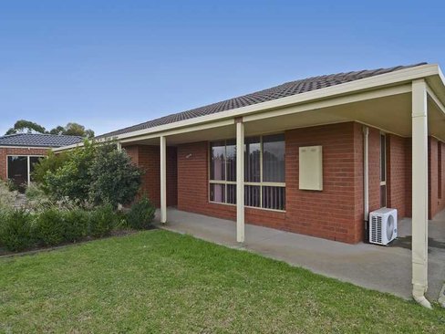 Unit 1,8-10 Strathmore Court St Albans Park 3219