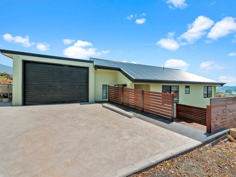 Unit 2/10 Bowden Street, GLENORCHY TAS 7010