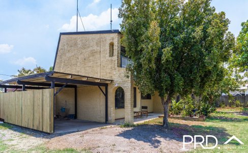 Unit 2/10 Hibiscus Street, URANGAN QLD 4655