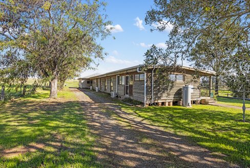 unit 4/107 Windermere Road, LOCHINVAR NSW 2321