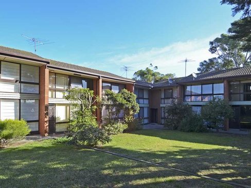 Unit 9,1 Holman Court Breakwater 3219