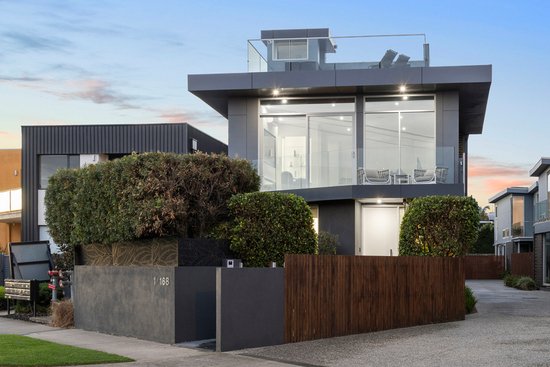 None - Photo 1