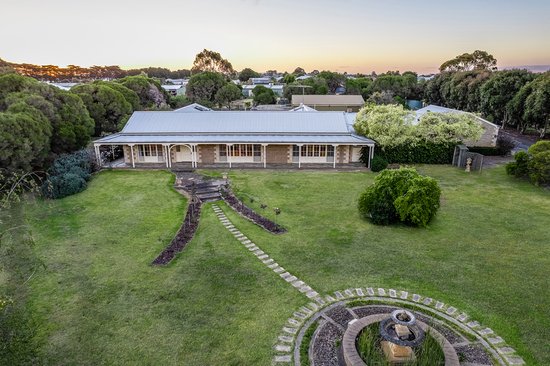25 Fines Lane, Leopold