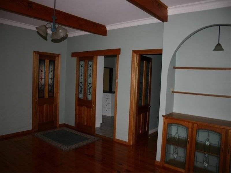 00 Regina Court, Wendouree image 2