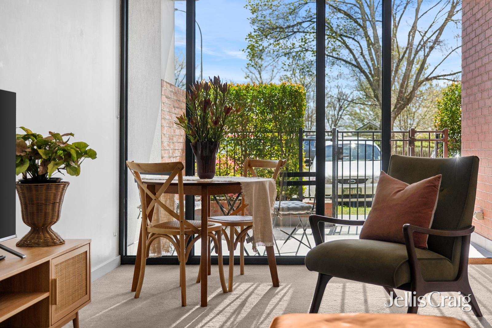 01A/18-22 Wendouree Parade, Lake&nbsp;Wendouree image 3