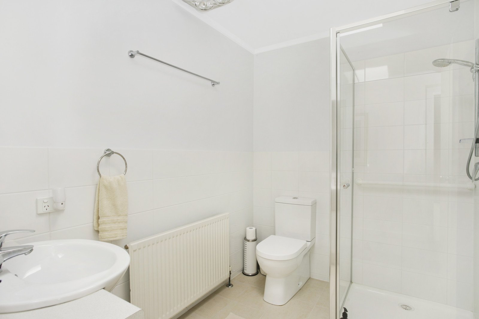 Property Gallery Thumbnail 9