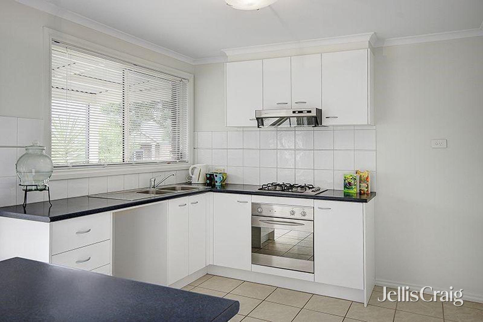 1 - 2 Hoop Court, Waurn Ponds image 2