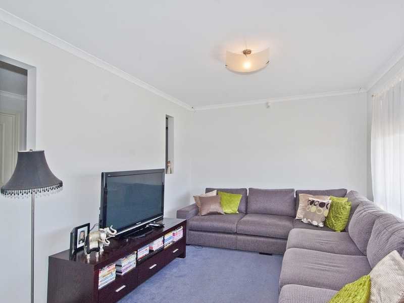 1-2 Hoop Court, Waurn Ponds image 3