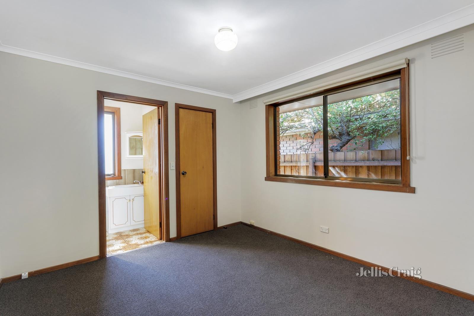 1 & 2/1 Francesco Street, Bentleigh East image 9