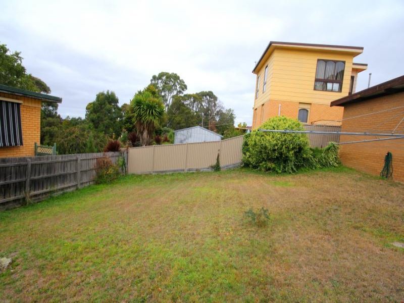 1 & 2/104 Moola Street, Ballarat North image 2