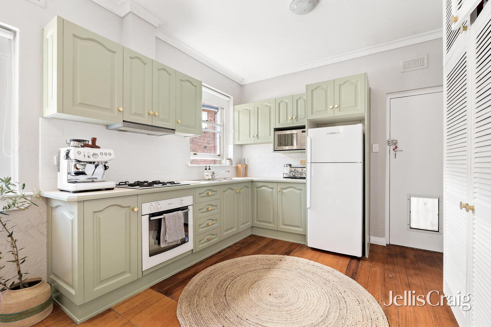 1 & 2/1A Kingsley Street, Elwood image 6