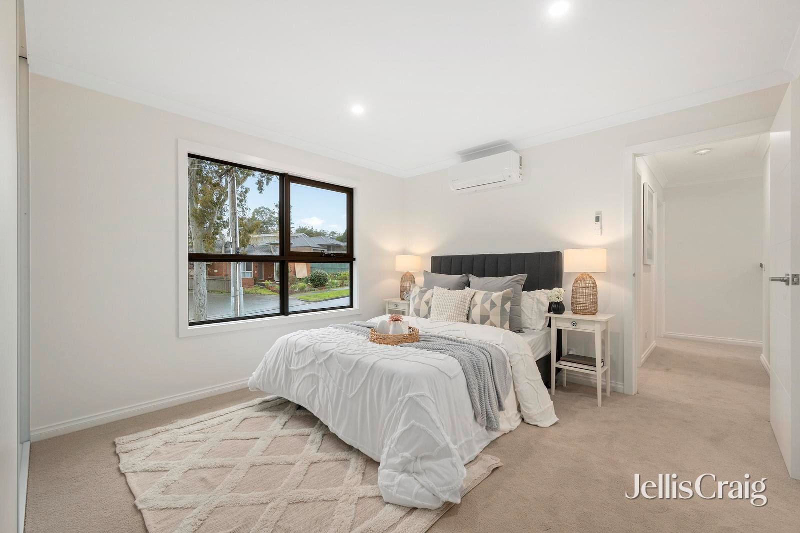 1-2/28 Highland Crescent, Mooroolbark image 9