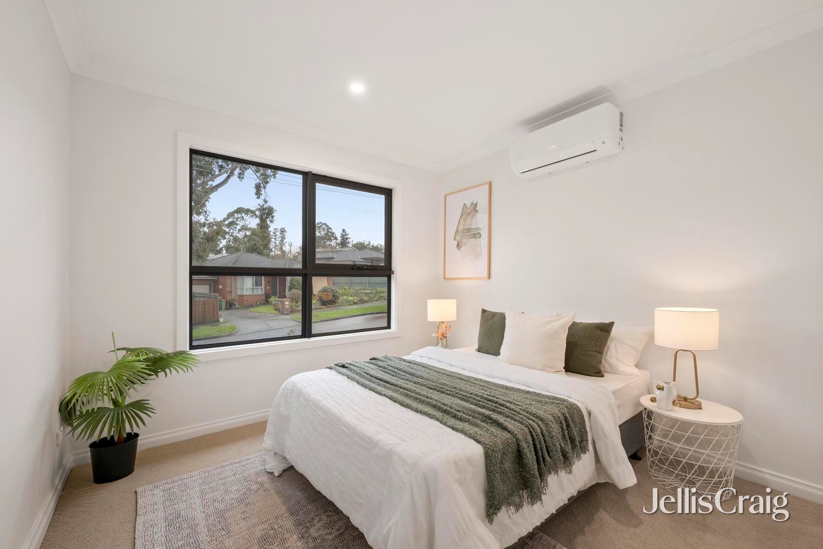 1-2/28 Highland Crescent, Mooroolbark image 12