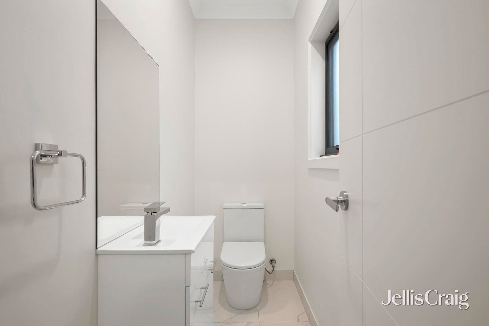 1-2/28 Highland Crescent, Mooroolbark image 27