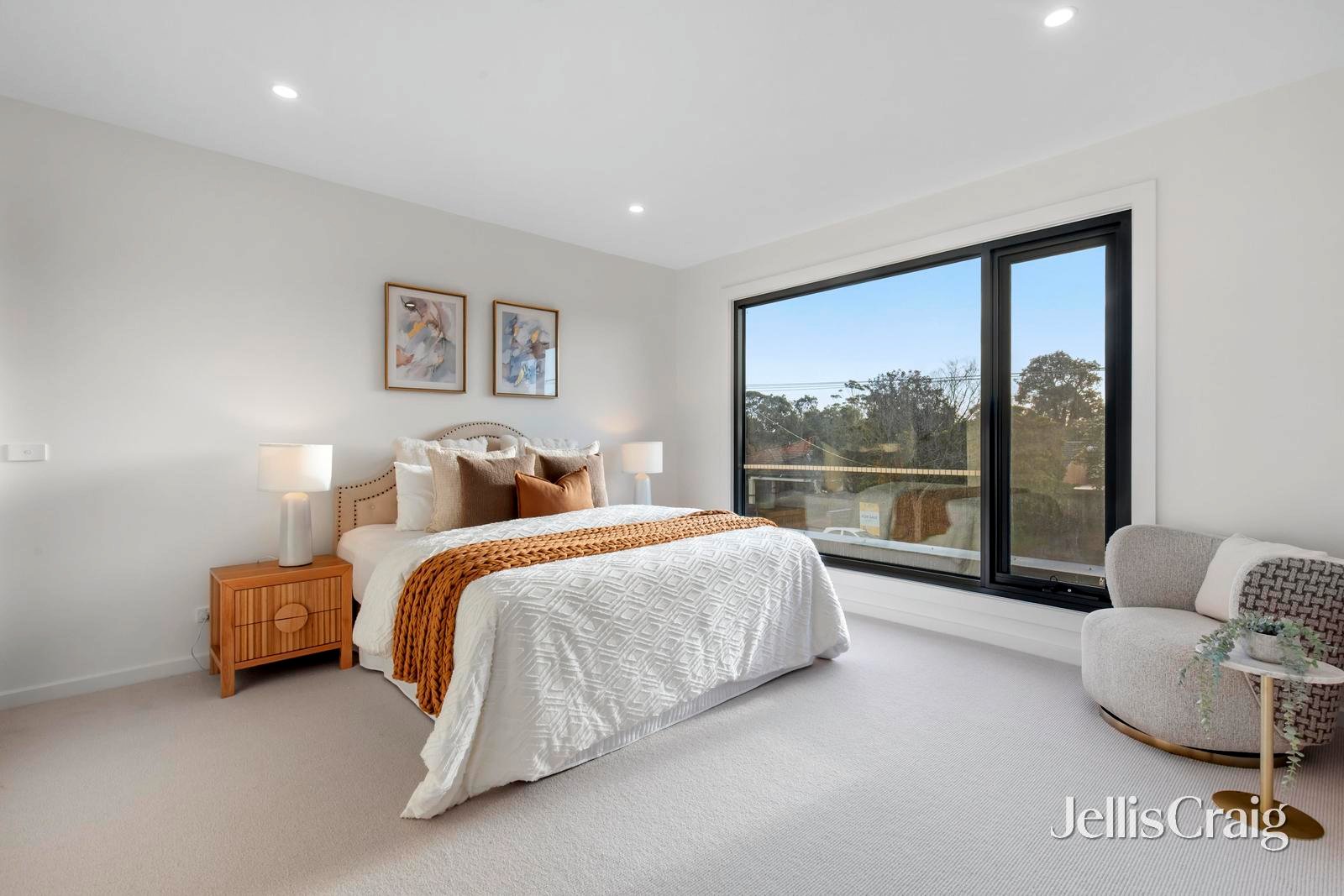 1 & 2/32 Victoria Street, Box&nbsp;Hill image 6