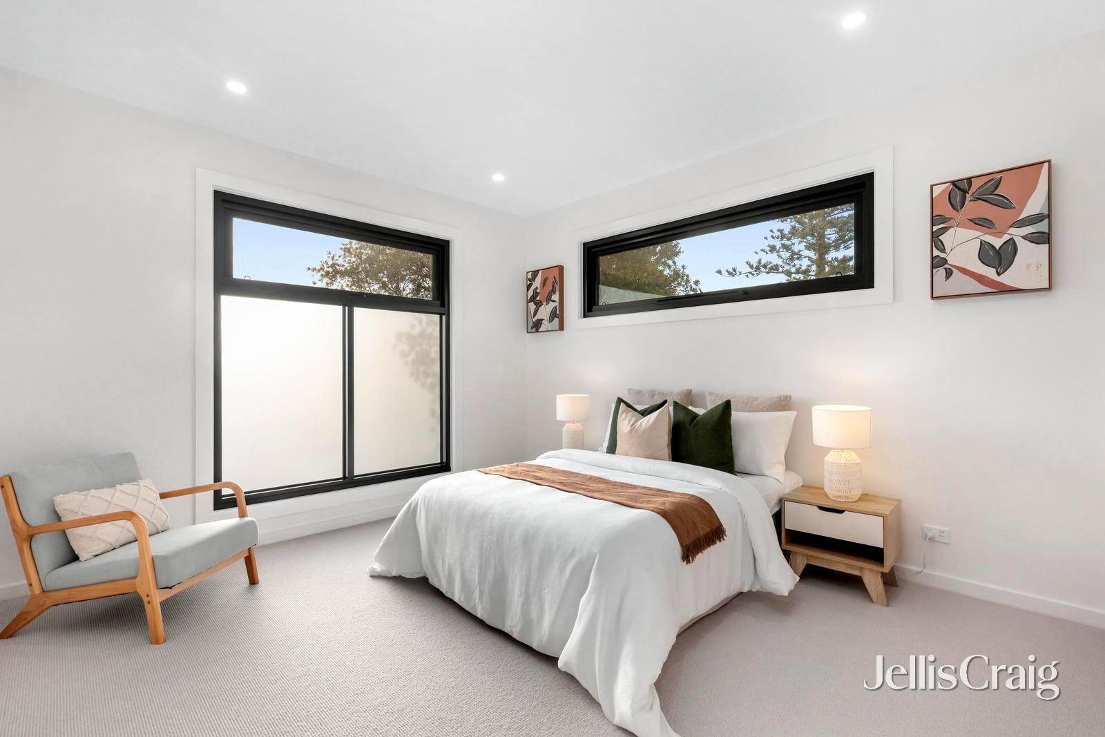 1 & 2/32 Victoria Street, Box&nbsp;Hill image 11