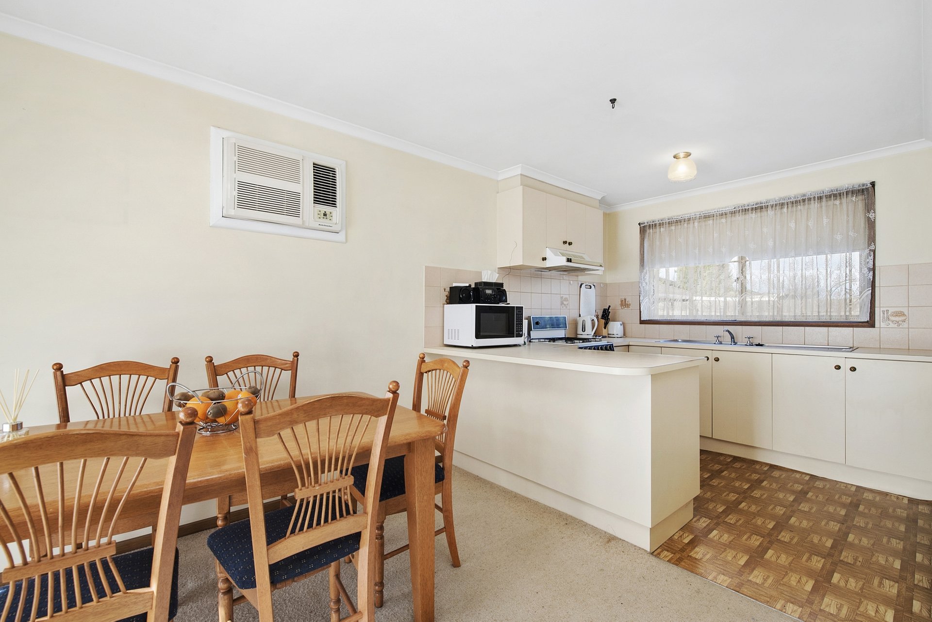 1 & 2/36 Hickey Street, Whittington image 3