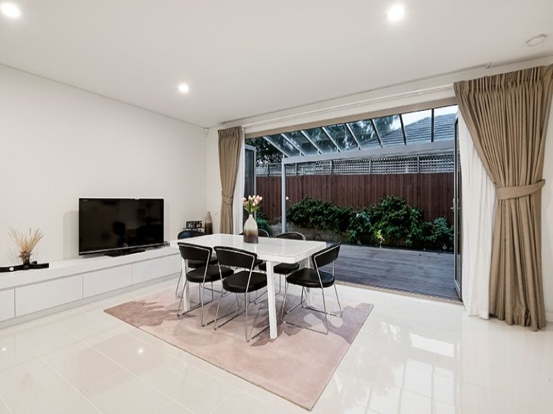1 & 2/555 Whitehorse Road, Surrey Hills image 4