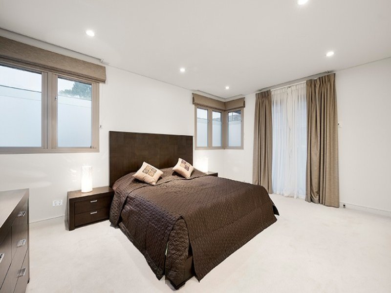 1 & 2/555 Whitehorse Road, Surrey Hills image 6