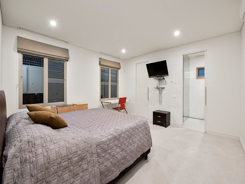 1 & 2/555 Whitehorse Road, Surrey Hills image 8