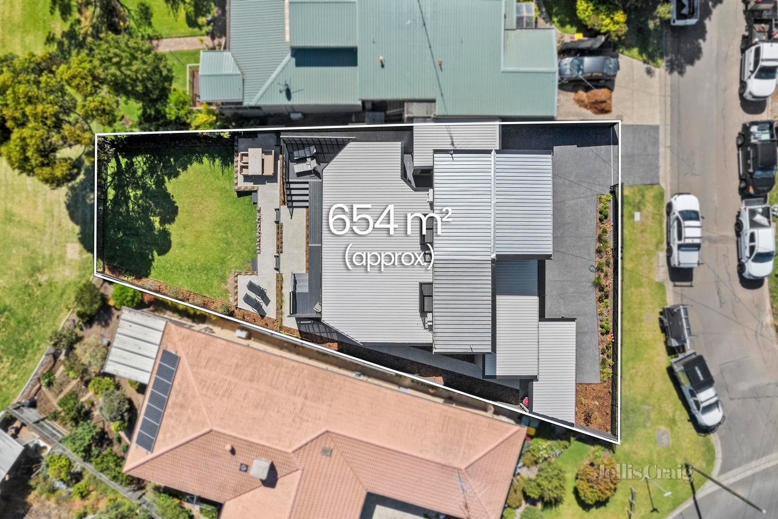 1 & 2/63 Lake Avenue, Ocean Grove image 3