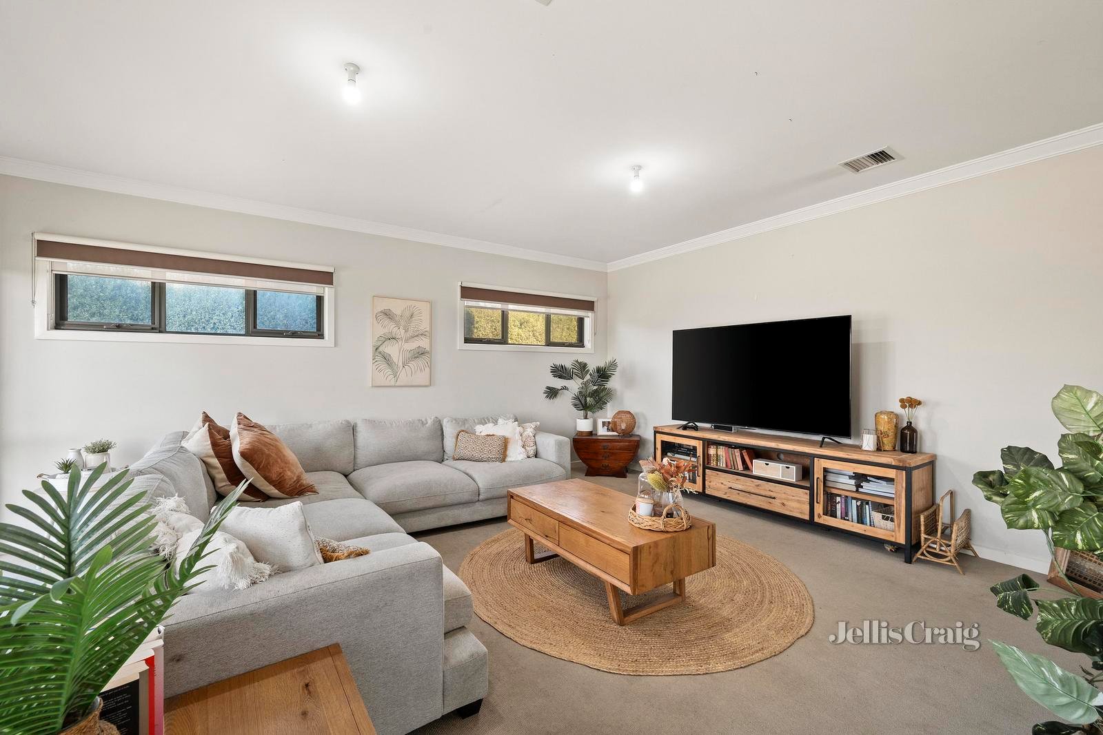 1 & 2/63 Victoria Road, Chirnside Park image 2