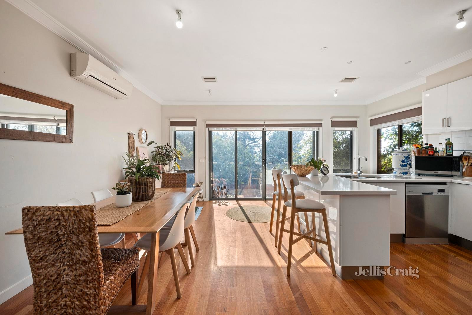 1 & 2/63 Victoria Road, Chirnside Park image 3